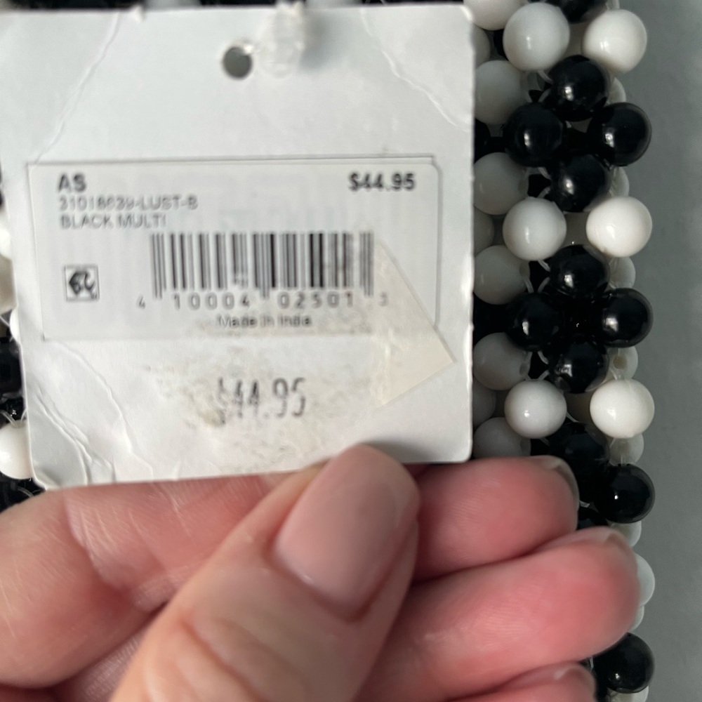 Altar’d State Black and White Beaded Bag - Picture 3 of 4